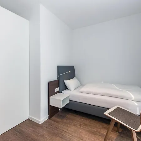 Deichhaeuser Anna Kueste Deichhaeuser Anna Kueste 7-14 *